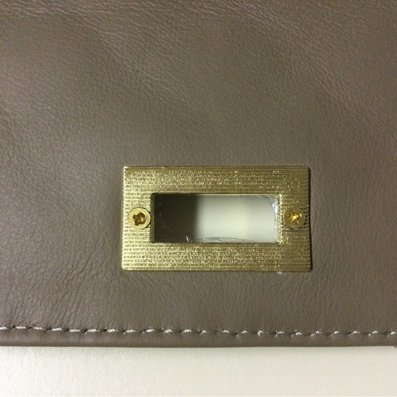 NWT Roberta Rossi Diamond Quilted Leather Crossbody - Picture 9 of 12